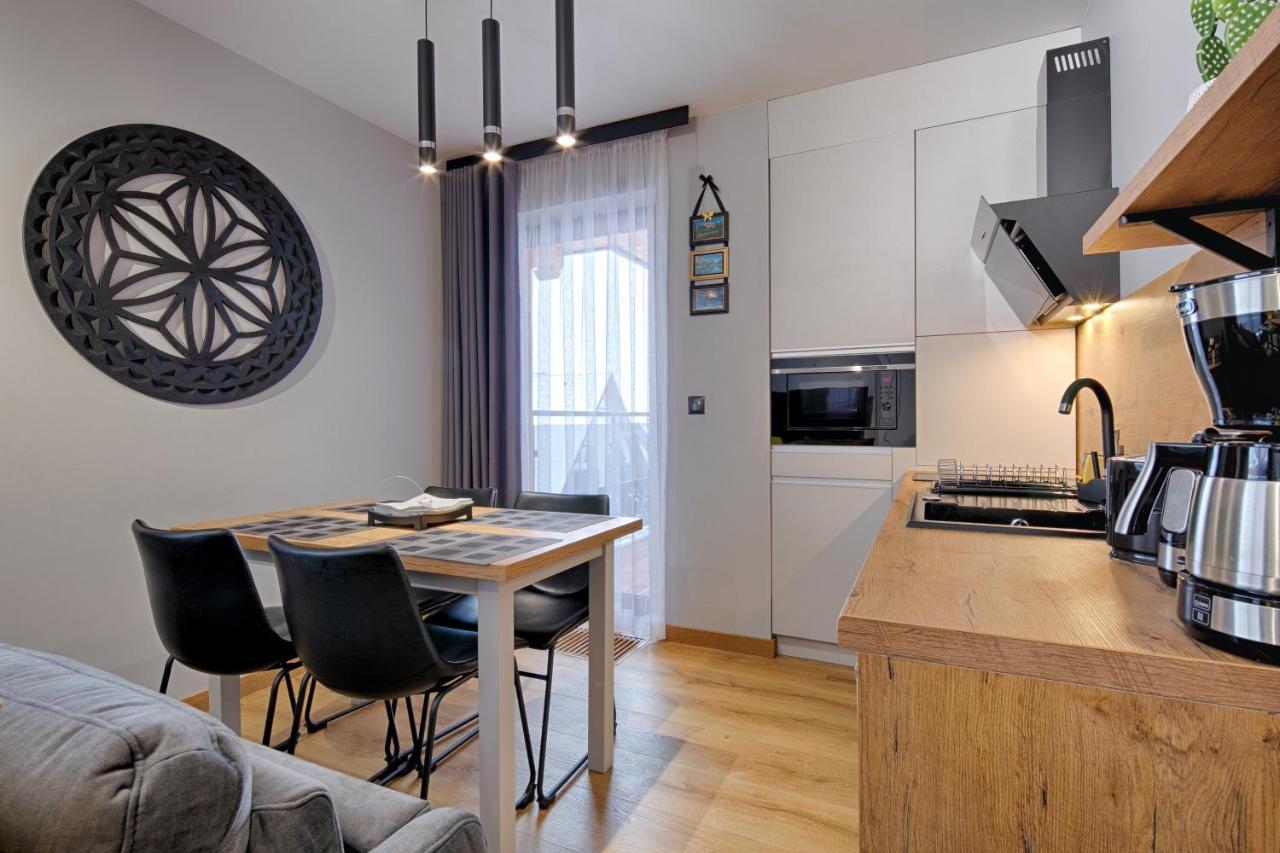 Gorski Przystanek Apartament Parzenica I Rozeta Zakopane Buitenkant foto